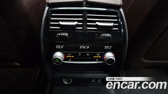 BMW 6 серии Gran Turismo 2020 thumb 5