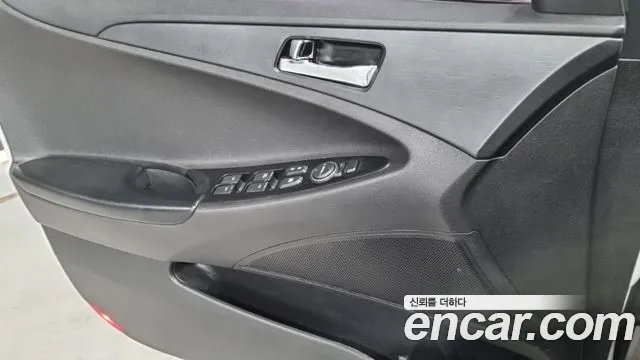 Hyundai Sonata 2013 thumb 10