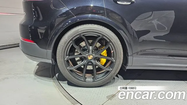 Porsche Cayenne 2019 thumb 3
