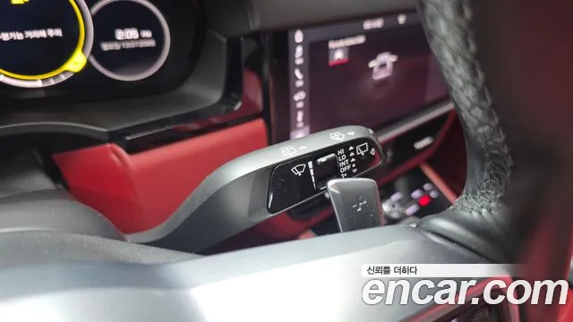 Porsche Cayenne 2019 thumb 2