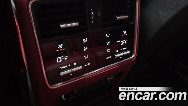 Porsche Cayenne 2019 thumb 4