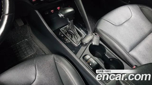 Kia Niro 2019 thumb 9