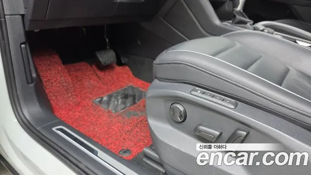 Volkswagen Tiguan 2023 thumb 5