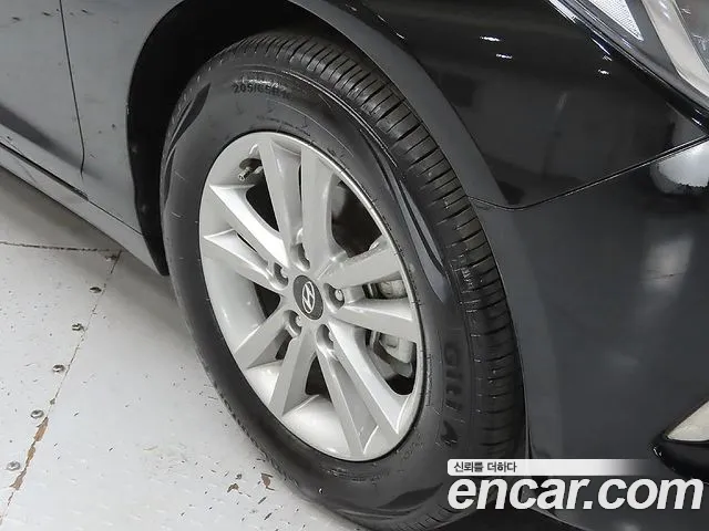 Hyundai LF 2014 thumb 8