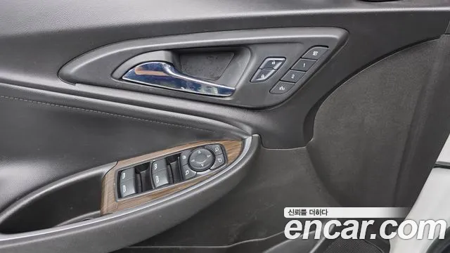 Chevrolet Malibu 2016 thumb 2