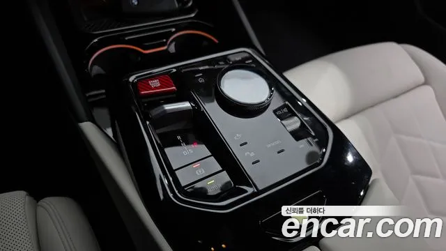 BMW 5 серии 2025 thumb 3
