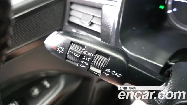 KGM Rexton 2019 thumb 5