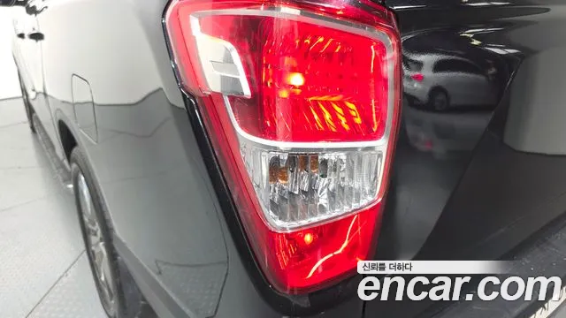 KGM Rexton 2019 thumb 7