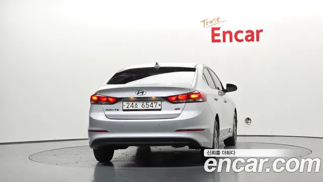 Hyundai Avante 2015 thumb 11