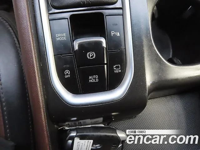 Hyundai Santa Fe 2018 thumb 9