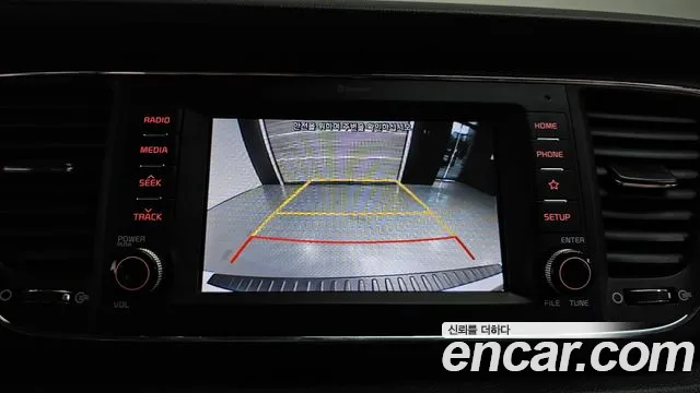 Kia Carnival 2019 thumb 12