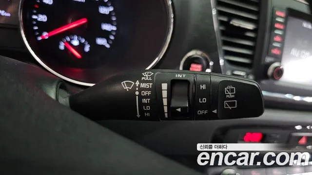 Kia Carnival 2019 thumb 2