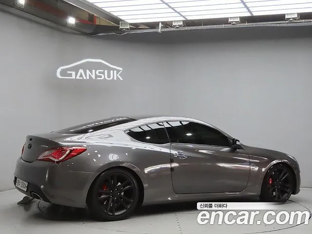 Hyundai Genesis 2012 thumb 8
