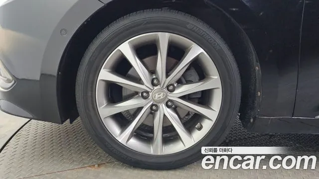 Hyundai Grandeur 2015 thumb 8