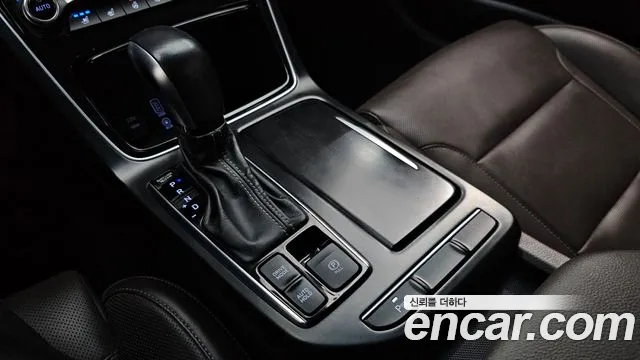 Hyundai Grandeur 2017 thumb 11