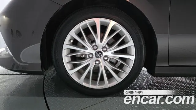Toyota Camry 2018 thumb 7