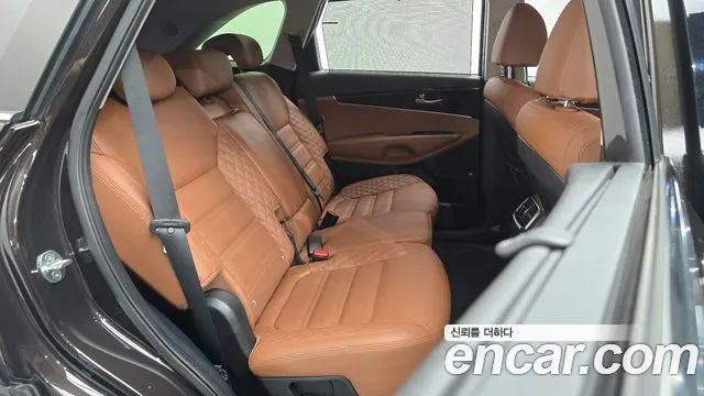 Kia Sorento 2018 thumb 8