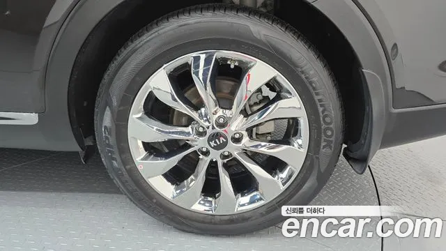 Kia Sorento 2018 thumb 5