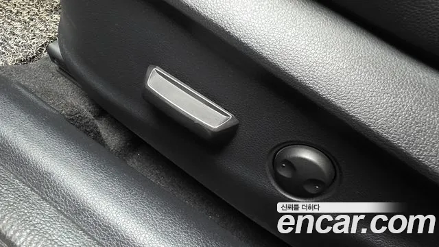 Hyundai Veloster 2018 thumb 12
