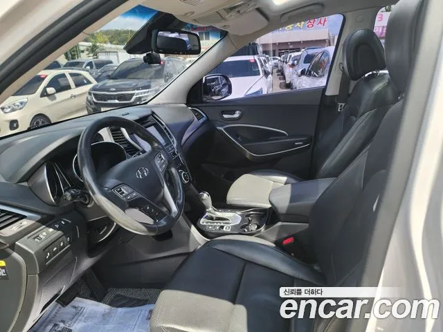 Hyundai Santafe 2015 thumb 8