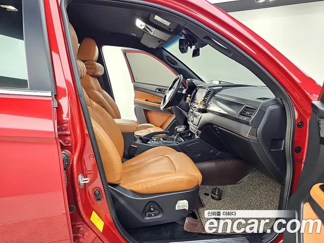 KGM Rexton Sports Khan 2021 thumb 2