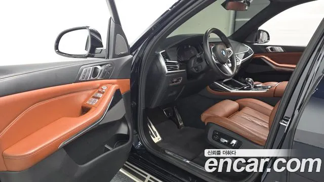 BMW X7 2021 thumb 3