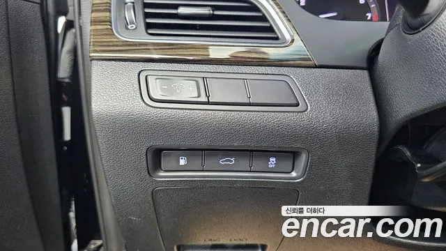 Hyundai LF 2015 thumb 3