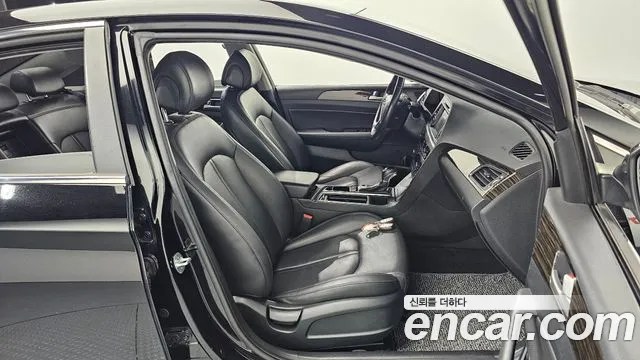Hyundai LF 2015 thumb 11