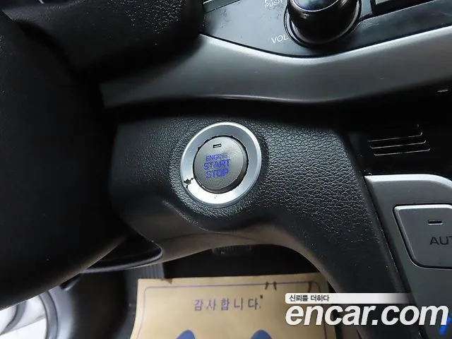 Hyundai Avante 2016 thumb 4