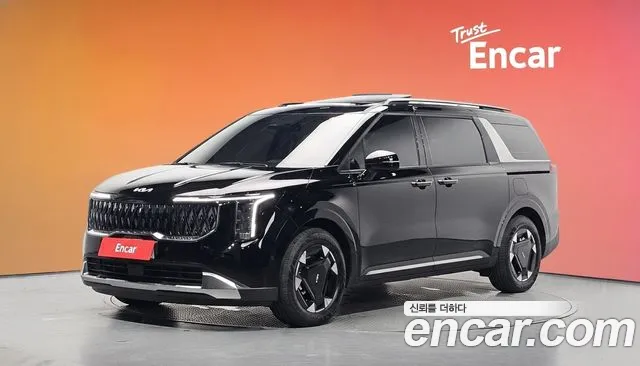 Kia Carnival 2024 thumb 3