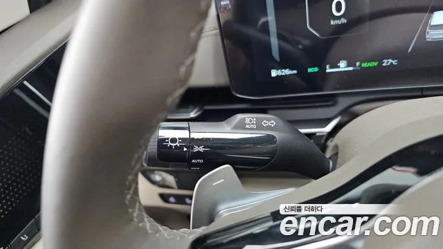 Kia Carnival 2024 thumb 11