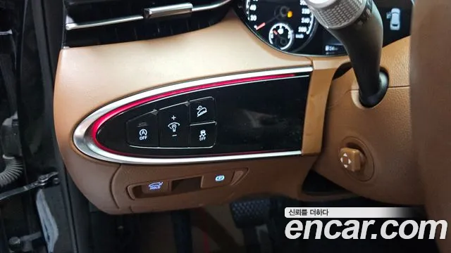 Genesis GV70 2021 thumb 9