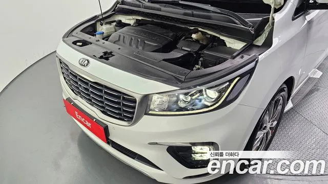 Kia Carnival 2019 thumb 12