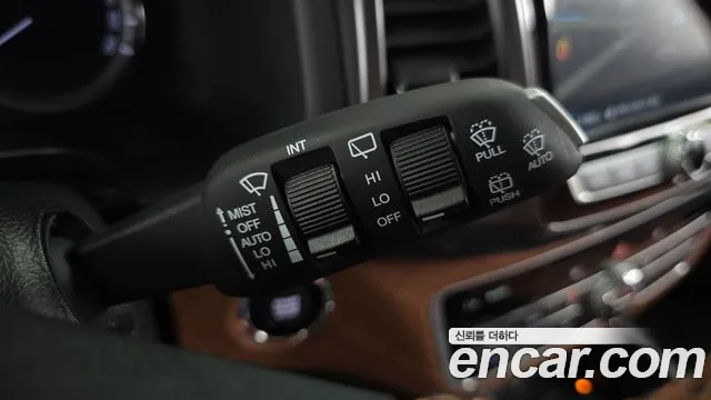 KGM Rexton 2020 thumb 4