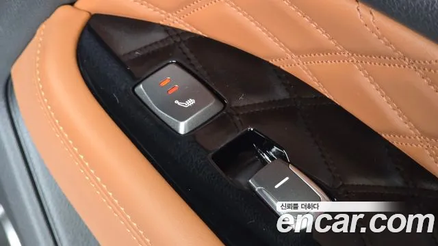 KGM Rexton 2020 thumb 12