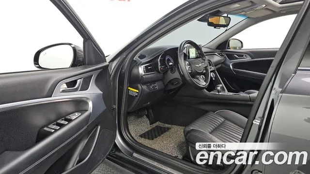 Genesis G70 2018 thumb 2