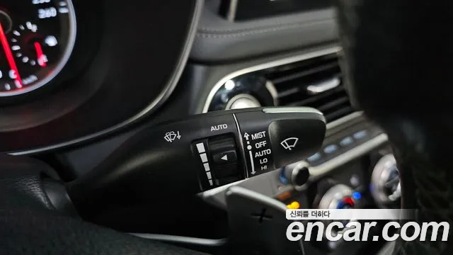 Genesis G70 2018 thumb 9