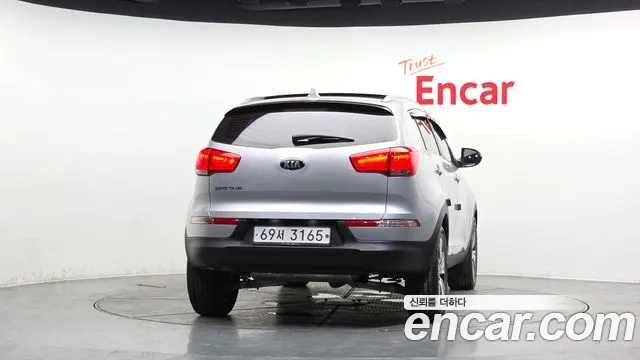 Kia Sportage 2013 thumb 10