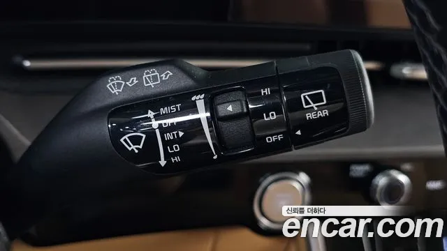 Kia Carnival 2021 thumb 11
