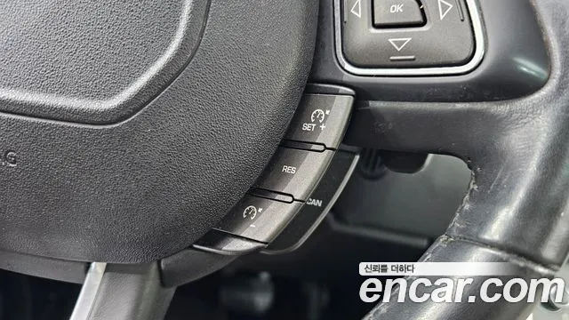 Land Rover Range Rover Evoque 2018 thumb 6
