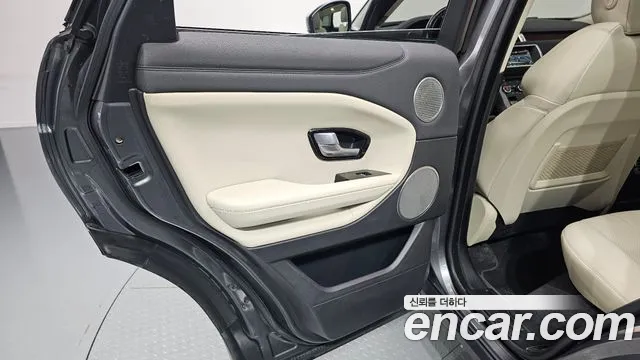 Land Rover Range Rover Evoque 2018 thumb 9