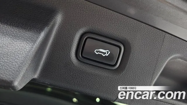 Hyundai Santa Fe 2021 thumb 4
