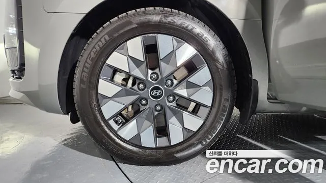 Hyundai Staria 2022 thumb 7
