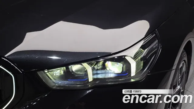 BMW 5 серии 2025 thumb 3