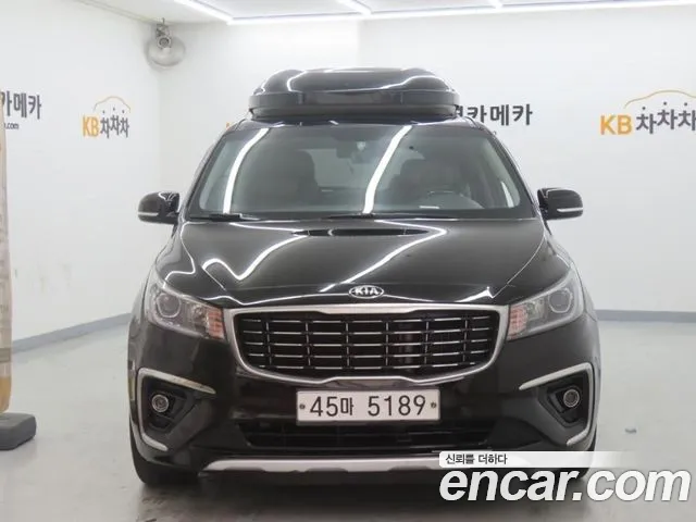 Kia Carnival 2018 thumb 8