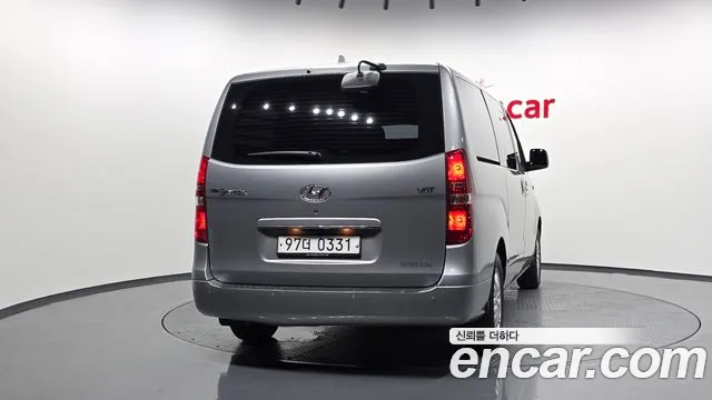 Hyundai Staria 2019 thumb 9