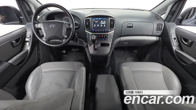 Hyundai Staria 2019 thumb 6