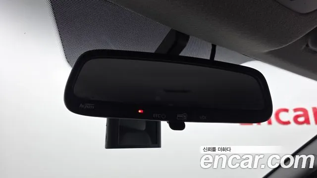 Hyundai Staria 2019 thumb 5