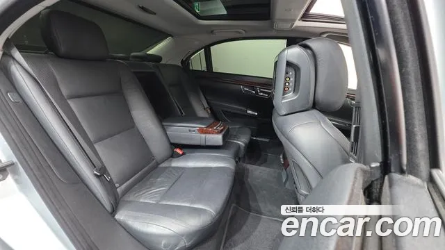 Mercedes-Benz S-Class 2012 thumb 2