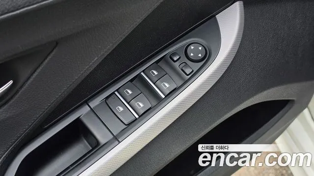 BMW 6 серии 2016 thumb 8